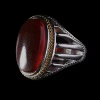انگشتر عقیق سرخ یمنی کهنه (( تراشدار ثبتی ))