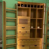رنگ آمیزی چوب و مصنوعات.