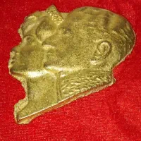 تندیس برنجی شاه و فرح|مجسمه، تندیس، ماکت|اراک, |دیوار