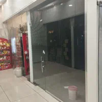 مغازه ۱۴ متری مخصوص کارهای دیجیتال و موبایل