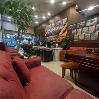 ۱۲۵ متر تجاری اداری بالای مغازه بر اصلی