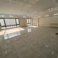 ۱۹۵ متر دریایی از نور ۳ پارکینگ سندی
