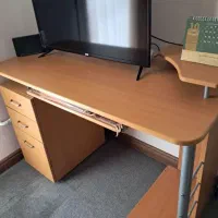 میز کامپیوتر