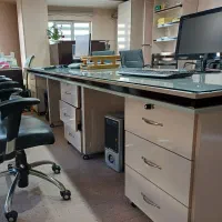 میز کاری سه نفری