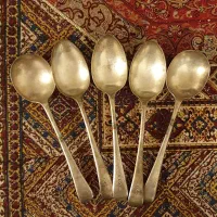 فروش تعدادی قاشق و چنگال عنیقه