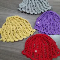 کلاه در رنگ های مختلف