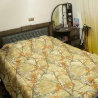 تخت خواب و میز ارایش