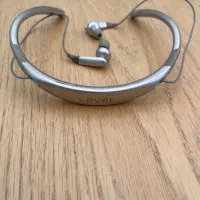 ۲ عدد هندزفری کاملا سالم و تمیز به شرط