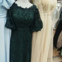 فروشنده خانم