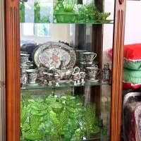 بوفه در حد نو بسیار تمیز