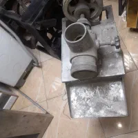 چرخ گوشت بدون دینام وسایلش تکمیله|خردکن، آسیاب، غذاساز|نسیم‌شهر, |دیوار