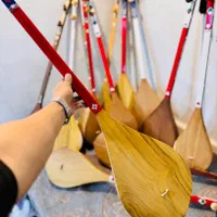 دمبوره هزارگی و قطغنی|سازهای سنتی|باقرشهر, |دیوار