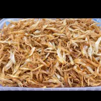 دلمه نیمه آماده و پیاز داغ