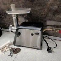 چرخ گوشت وظروف