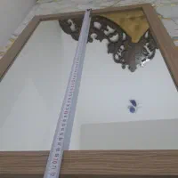 ‌دو عدد آینه نو و زیبا حتا آویز هم نشدن