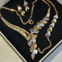 سرویس گردنبندگدشواره دستبندالنگوپلاک وانگشتر