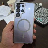 گوشی s25 درحد نو کلا ۱ ماه کارکرده.s25 با رم ۵۱۲