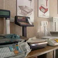 ترازو ، کالباس بر ، باسکول کارکرده.