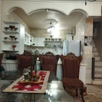 فروش خانه خ فروردین اتوبان چمران|فروش خانه و ویلا|اصفهان, فروردین|دیوار