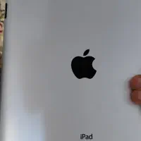 ipad 3 آیپد سالم در حد همراه قاب