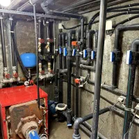 فروش انواع تجهیزات استخر،جکوزی،سونای خشک و بخار