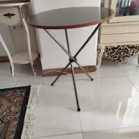 فروش یک عدد میز خاطرات به همراه حریر