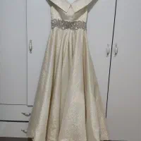 فروش یا اجاره لباس مجلسی