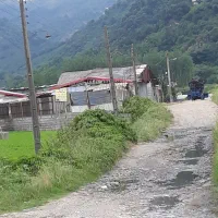 کارگاه ۷۰۰متری با سه دهنه مغازه و فضای آزاد|اجارهٔ مغازه و غرفه|لنگرود, |دیوار