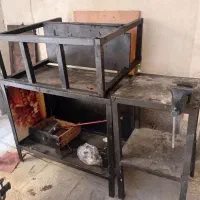 میز اهنی کارگاهی