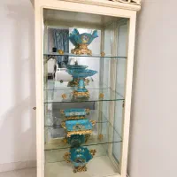 ویترین. بوفه چوبی
