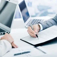 مشاوره وتنظیم تخصصی قراردادهای حقوقی وتجاری وداوری