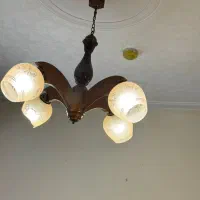 لوستر چوبی چهارشاخه