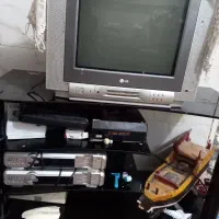 تلویزیون با میز|تلویزیون و پروژکتور|آبادان, |دیوار