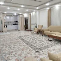 یک واحد آپارتمان ۱۵۰ متری طبقه سوم