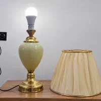 آباژور رو میزی