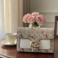 کیف وارداتی