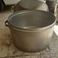 دوعدد دیگ|ظروف پخت‌وپز|قیامدشت - خاورشهر, |دیوار