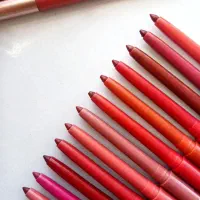 فروش خط لب مدادی شیگلم