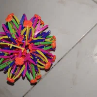 اسباب بازی کارکرده|اسباببازی|قائن, |دیوار