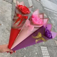 گل تک شاخه|گل مصنوعی|رشت, کوی قدس|دیوار