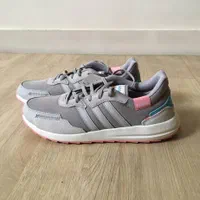 کفش آدیداس اورجینال زنانه 40 - 41 / Adidas