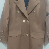 دوخت سفارشی و تعمیرات لباس زنانه