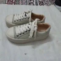 دو جغت کفش اسپورت سایز ۳۷