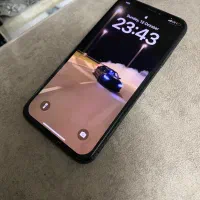 ایفون XS