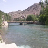 اجاره سکو و تخت لب آب مارکده|اجارهٔ کوتاه‌مدت ویلا و باغ|اصفهان, خانه اصفهان|دیوار