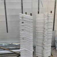 رگال  و مانکن    وچوب رختی  وگیت فروشگاه وتک