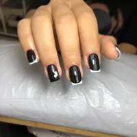 کاشت ناخن ۲۰۰کاشت مژه ۲۰۰ آموزش ۴۰۰۰|خدمات آرایشگری و زیبایی|خرم‌آباد, |دیوار