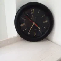 ساعت دیواری