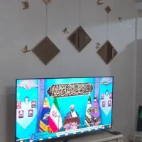 آیینه دکوراتیو در حد نو و ساعت دیواری