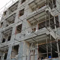 شاگرد کاشی کاری و سنگ کاری